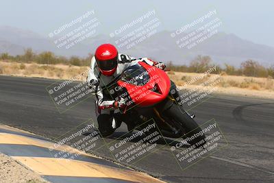 media/Apr-10-2022-SoCal Trackdays (Sun) [[f104b12566]]/Turn 7 Inside (1025am)/